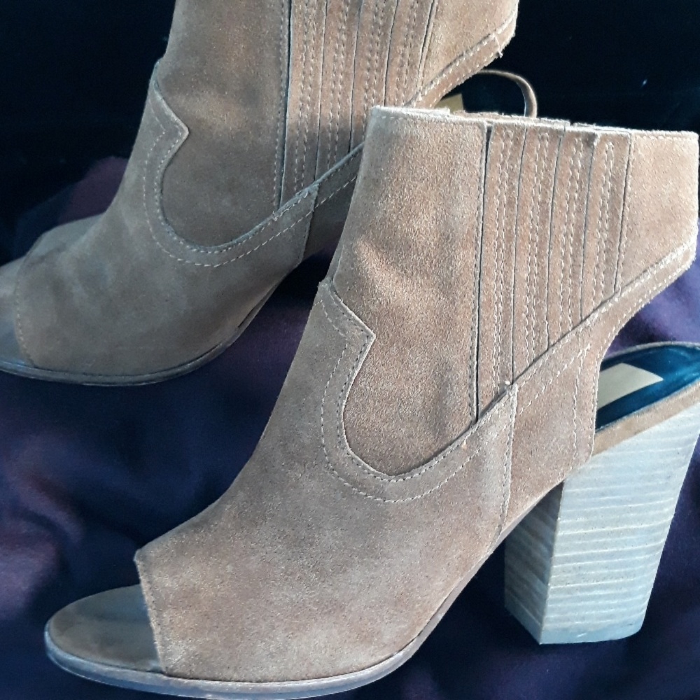 Dolce Vita peyton sandal shotie s.z 10
